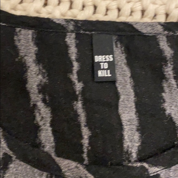 Dress to kill women’s top black gray stripes - Picture 2 of 3